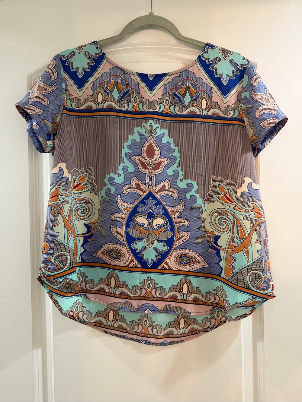 glam Paisley Print Short Sleeve Blouse in Teal, Blue and Tan
